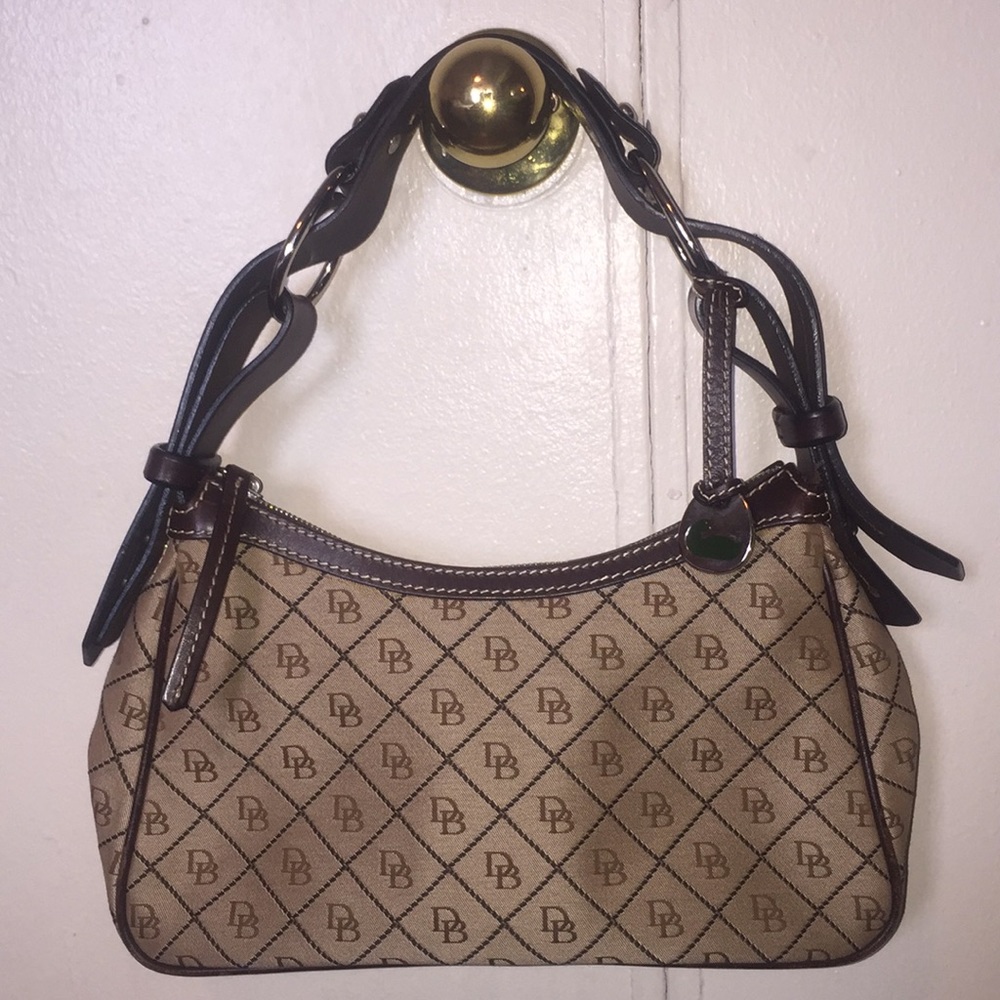 Dooney & Bourke Signature bag